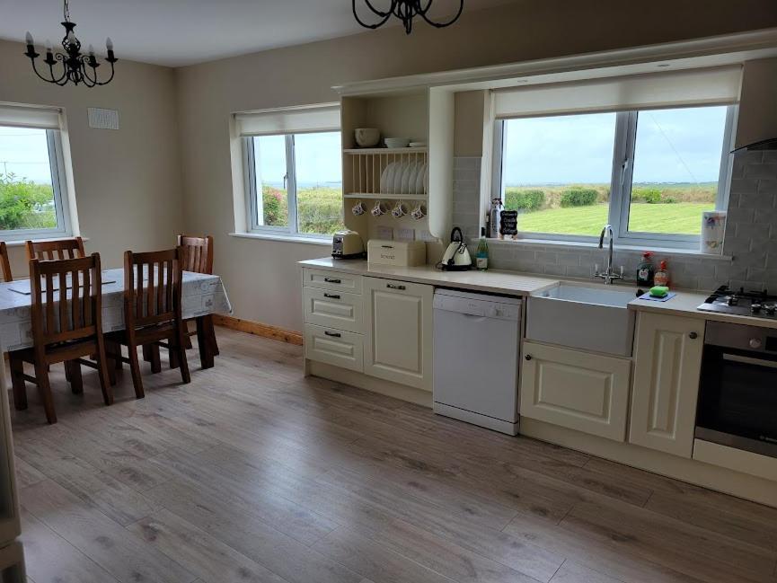 Coastal View Cottage Mullagh  Luaran gambar