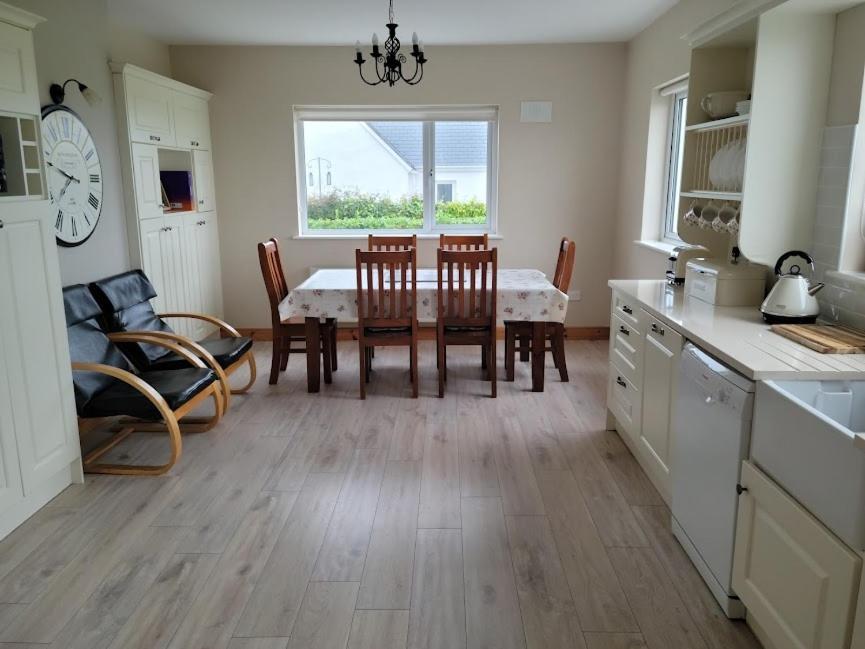Coastal View Cottage Mullagh  Luaran gambar